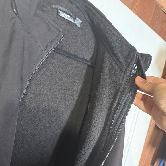 New Balance 2-in-1 Windbreaker and Fleece Jacket Black Size XL Full Zip - Picture 7 of 9